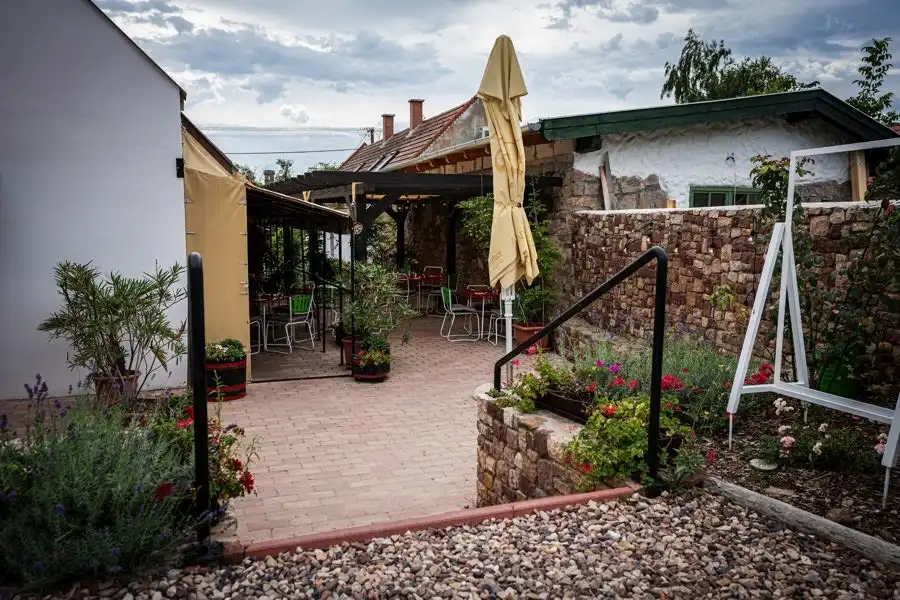 Kőkút kép 3